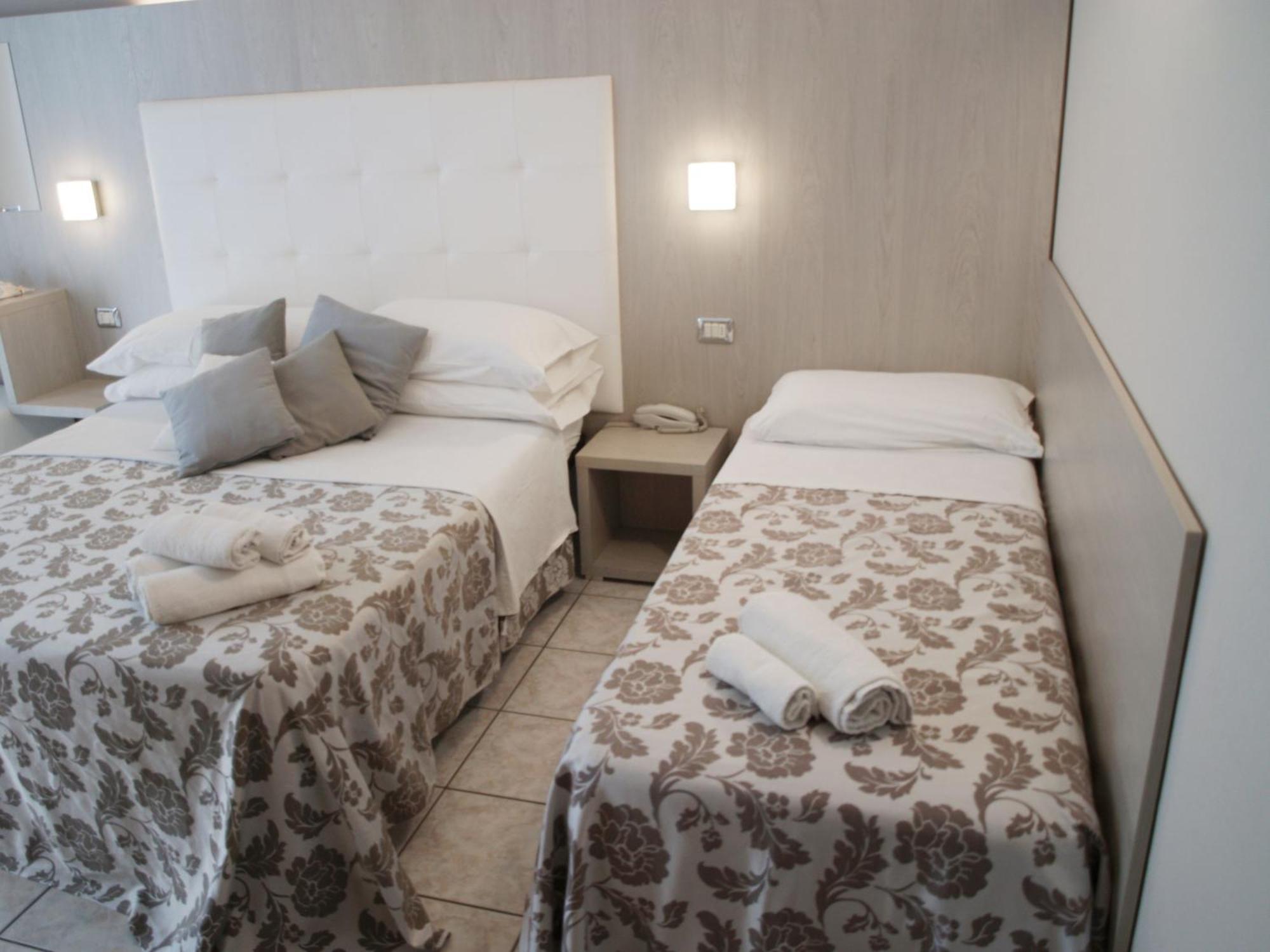 Hotel Stefan Room & Breakfast Gatteo a Mare Luaran gambar