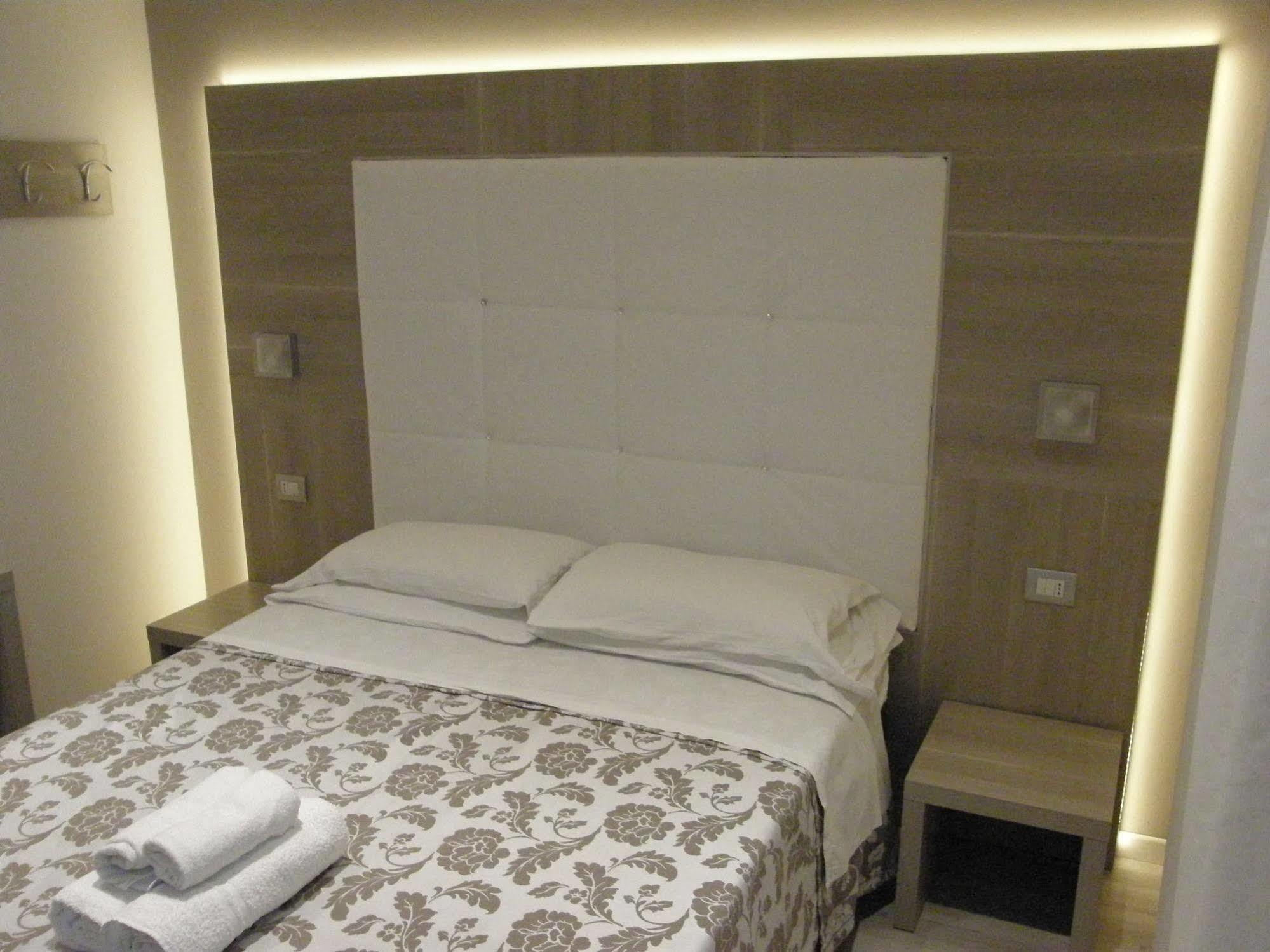 Hotel Stefan Room & Breakfast Gatteo a Mare Luaran gambar
