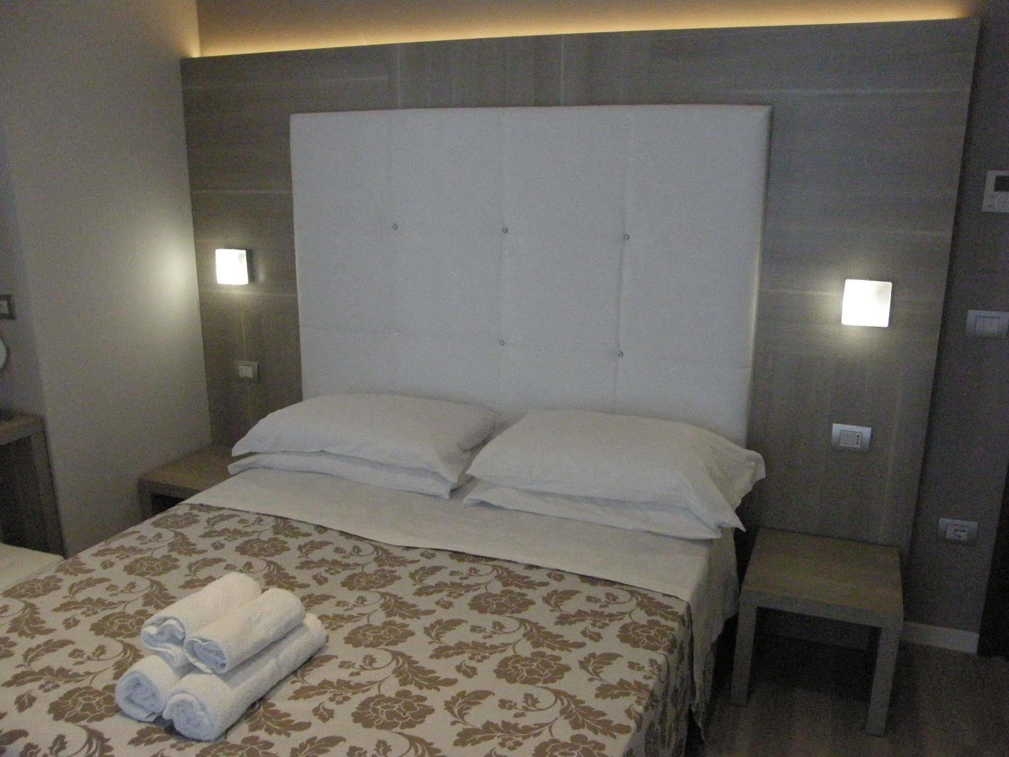 Hotel Stefan Room & Breakfast Gatteo a Mare Luaran gambar